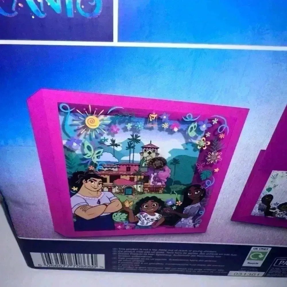 Disney Encanto Money Box, Paladone, Kids, One Size, Pink - Picture 7 of 14